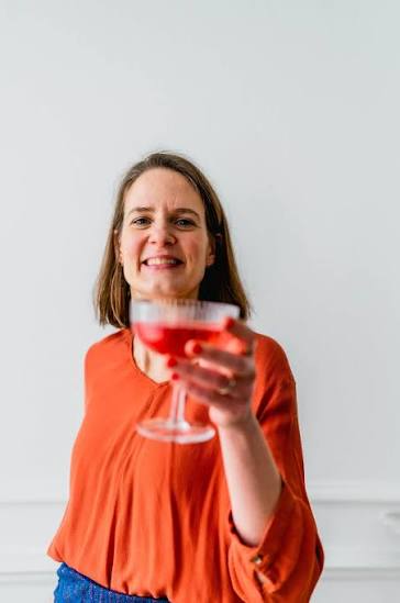 Chloé Wolfs van Studio TXT deelt haar ervaring met de gratis Human Design chart van Flowpreneur
