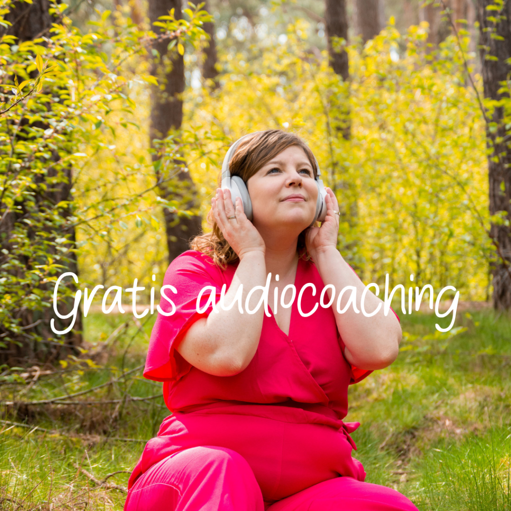 Joke Delang, Human Design expert en arbeidspsycholoog, verwelkomt je in de gratis audiocoaching Human Design in je bedrijf